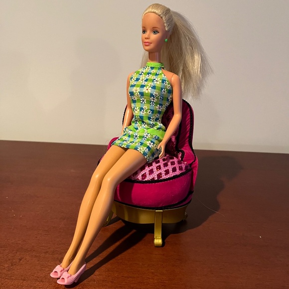 Barbie Doll, 1999 Pretty in Plaid / I Love Barbie, blonde doll - Picture 5 of 8